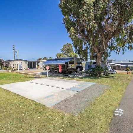 Twin Waters Caravan Park Dawesville Bagian luar foto