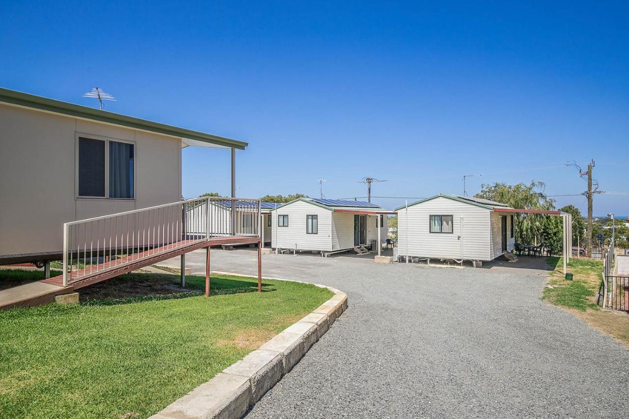 Twin Waters Caravan Park Dawesville Bagian luar foto